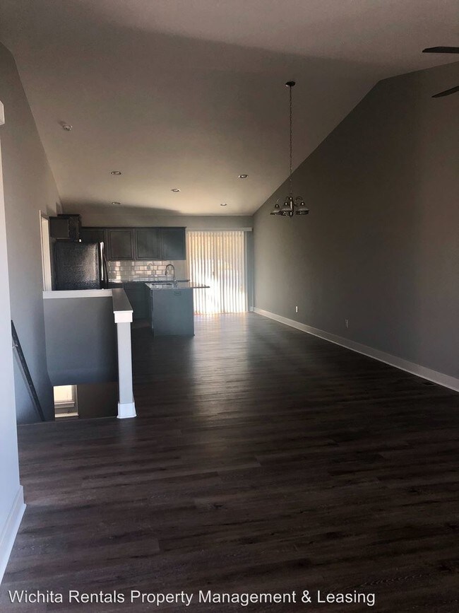 Foto del edificio - 4 br, 3 bath House - 12804 E. Timber lake