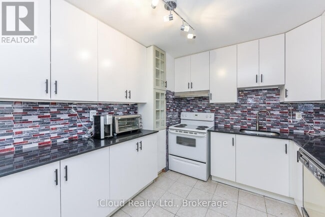 Building Photo - 2323 Confederation Pkwy