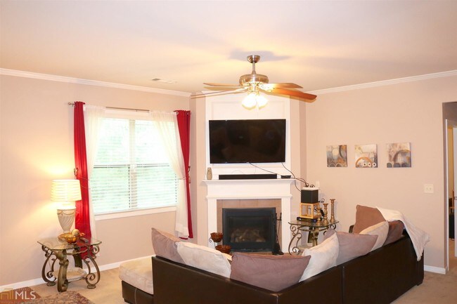 Foto del edificio - 404 Poplar Farms Dr