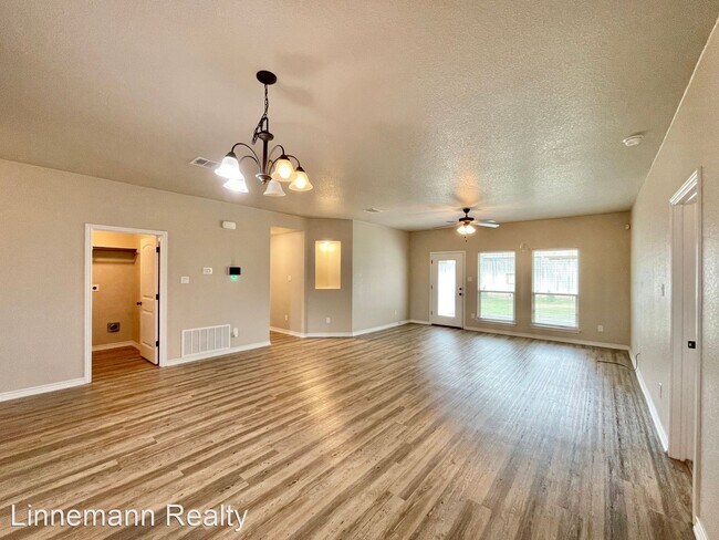 Foto del edificio - 4 br, 2 bath House - 3512 Moline Circle