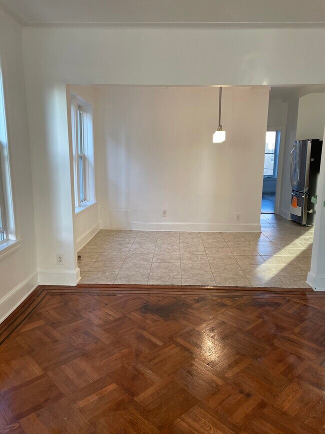 2nd floor walk up. Full sunlight and airy unit. - 669 Essex St