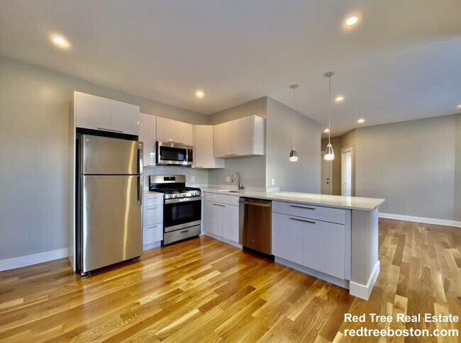 Building Photo - 167 Hampshire St