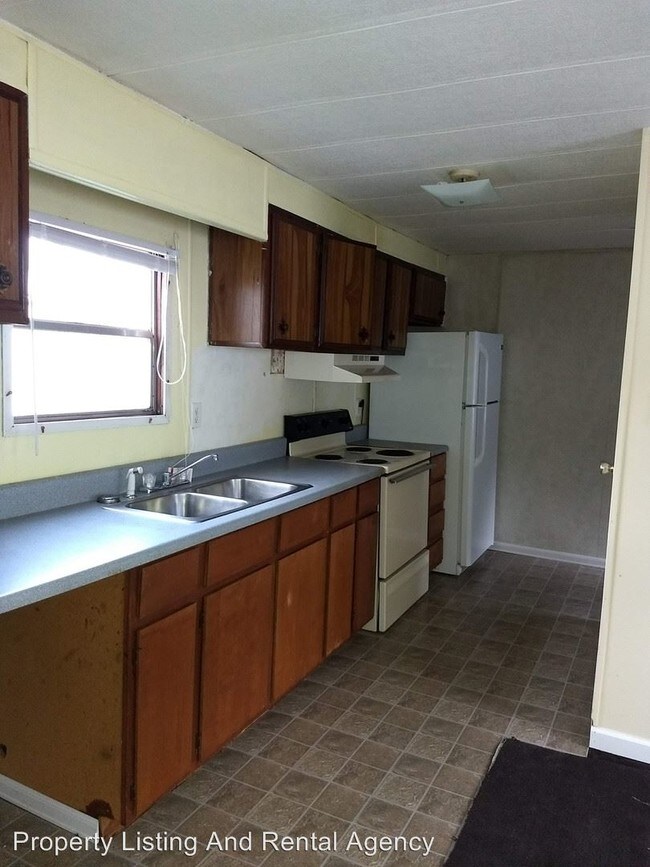 Building Photo - 2217 Glenburn Rd