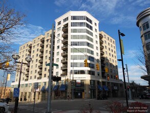 Building Photo - 111 N Ashley St