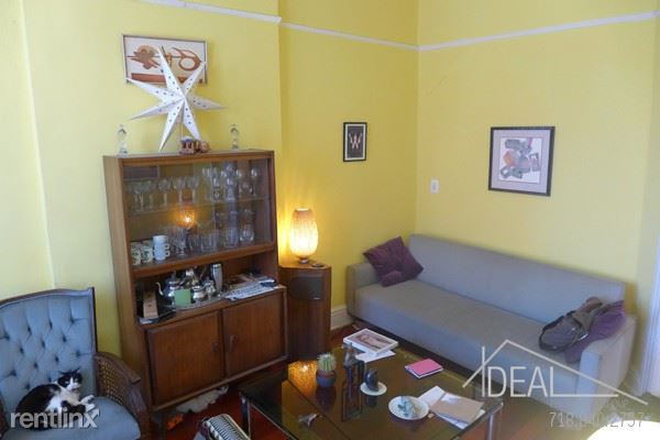 Fotografía del edificio - 66 Putnam Ave