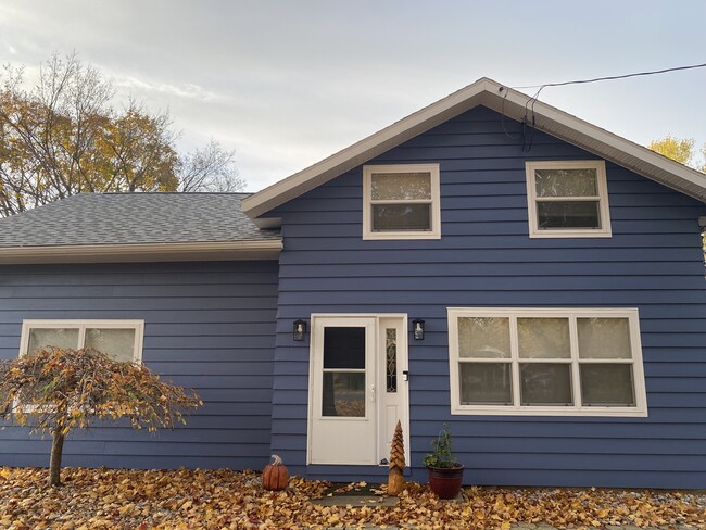 Building Photo - 7608 E South St