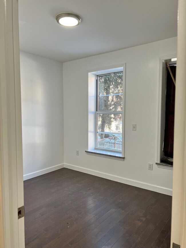 Foto del edificio - 758 46th St