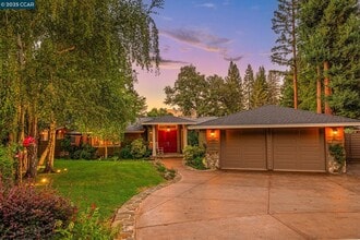 Building Photo - 144 Irongate Ct
