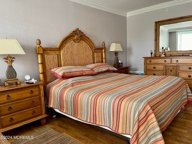 Foto del edificio - 700 Ocean Ave N