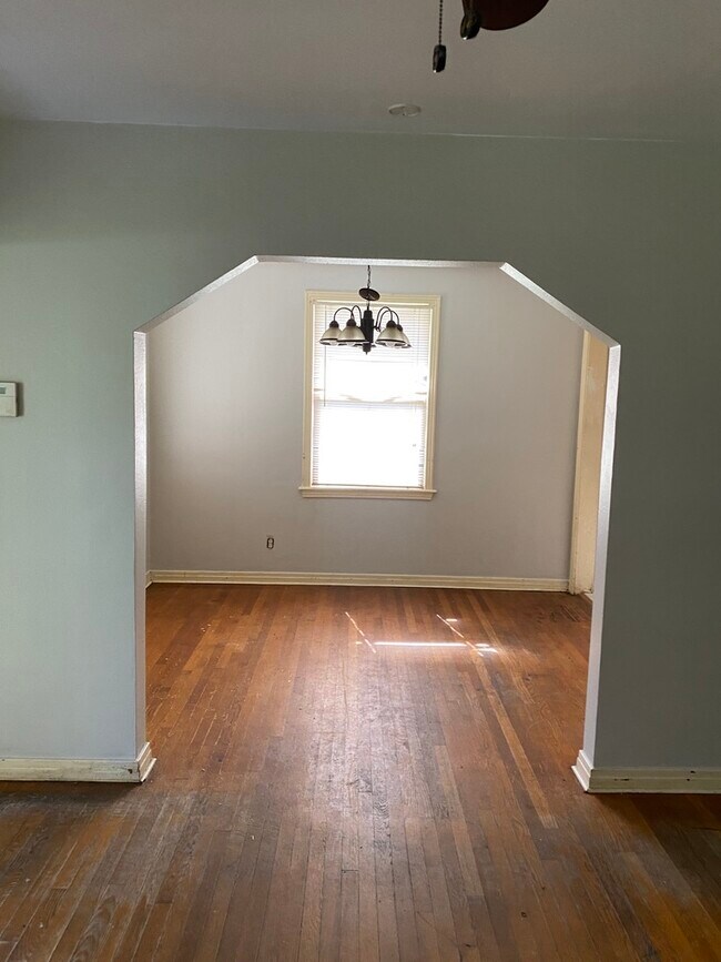 Photo - 9008 Van Buren Ave House