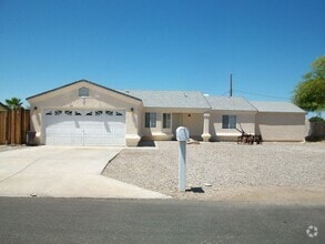 Building Photo - 191 Olive Ln
