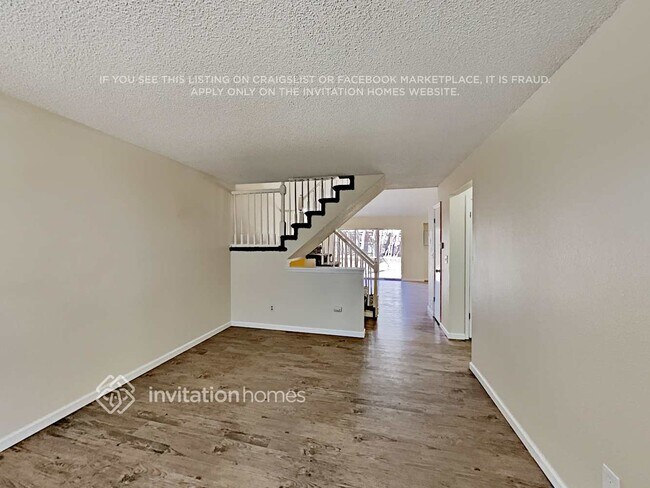 Building Photo - 11417 W 103rd Ave