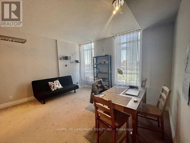 Building Photo - 500-10500 Queens Quay W