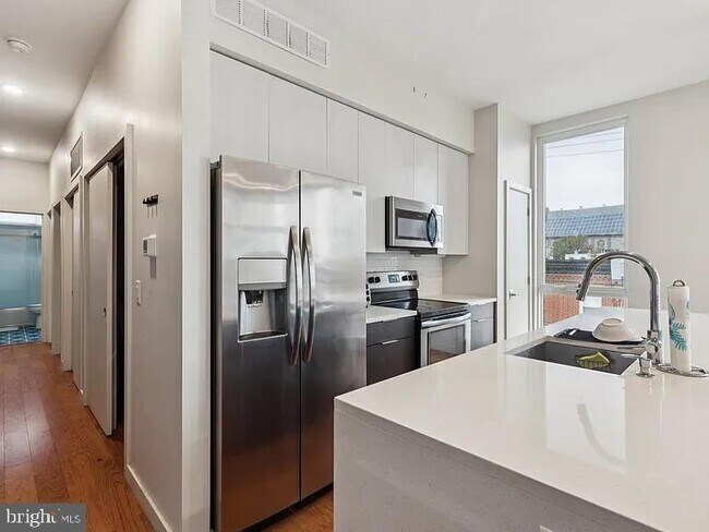 Foto del edificio - 820 E Thompson St