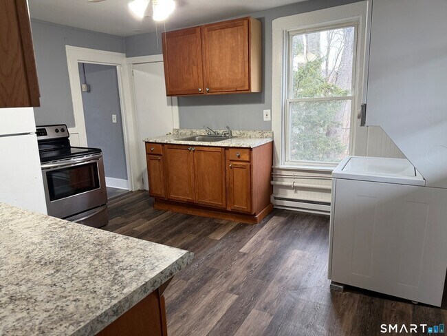 Foto del edificio - 112 Rockwell St