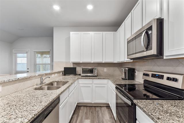Building Photo - 2529 Bear Oak Dr