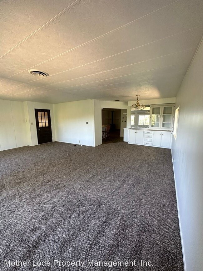 Building Photo - 2 br, 2 bath House - 20711 Lower Hillview