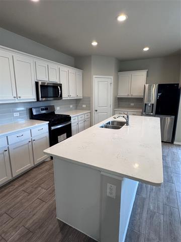 Building Photo - 1633 Briar Hunt Dr