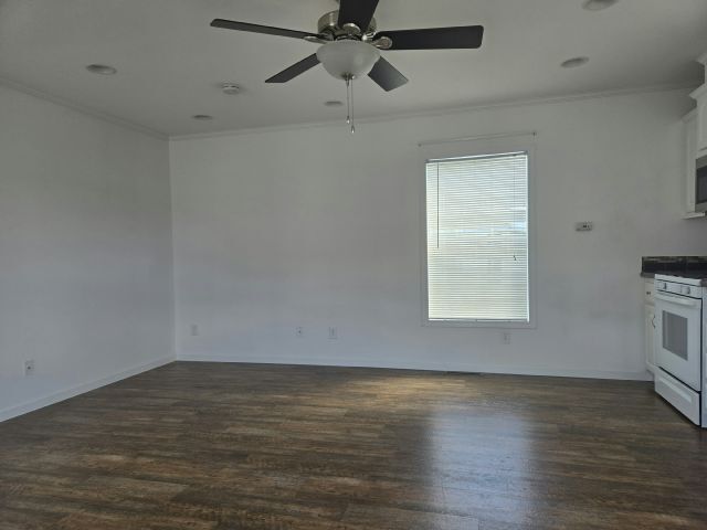 Foto del edificio - 7 Coke Ave