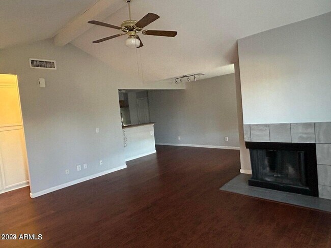 Building Photo - 9407 59th Ave