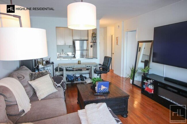 Foto del edificio - 1 bedroom in ASTORIA NY 11102