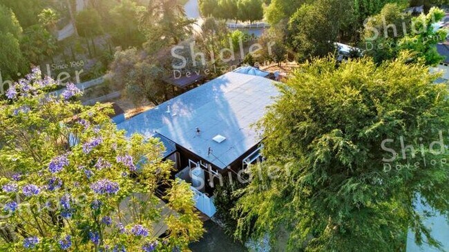 Building Photo - The Bridge House - 2 Bed 1 Bath with Uncompromising Views