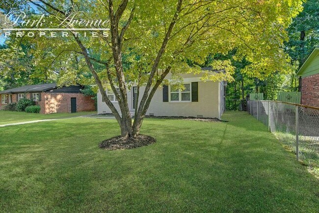 Foto del edificio - 3006 Cedarhurst Dr