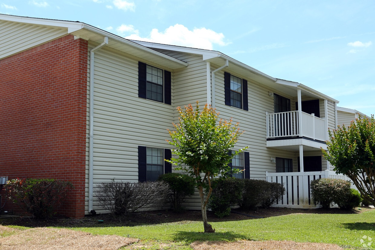 Summer West Apartments Apartments in Hattiesburg, MS