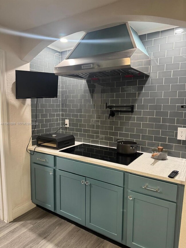 Building Photo - 11115 Duval Rd