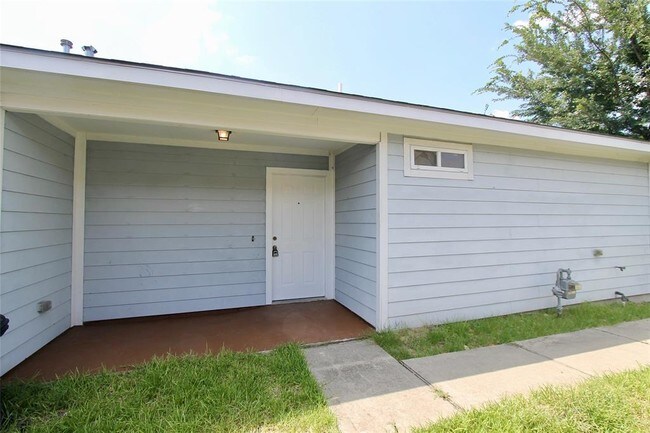 Foto del edificio - 5527 Hamill Ranch Lane