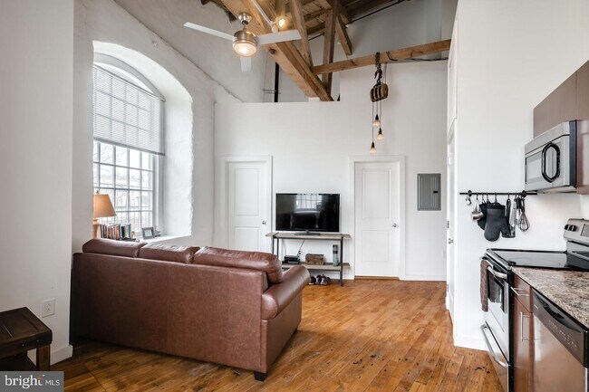 Foto del edificio - 4 Leverington Ave