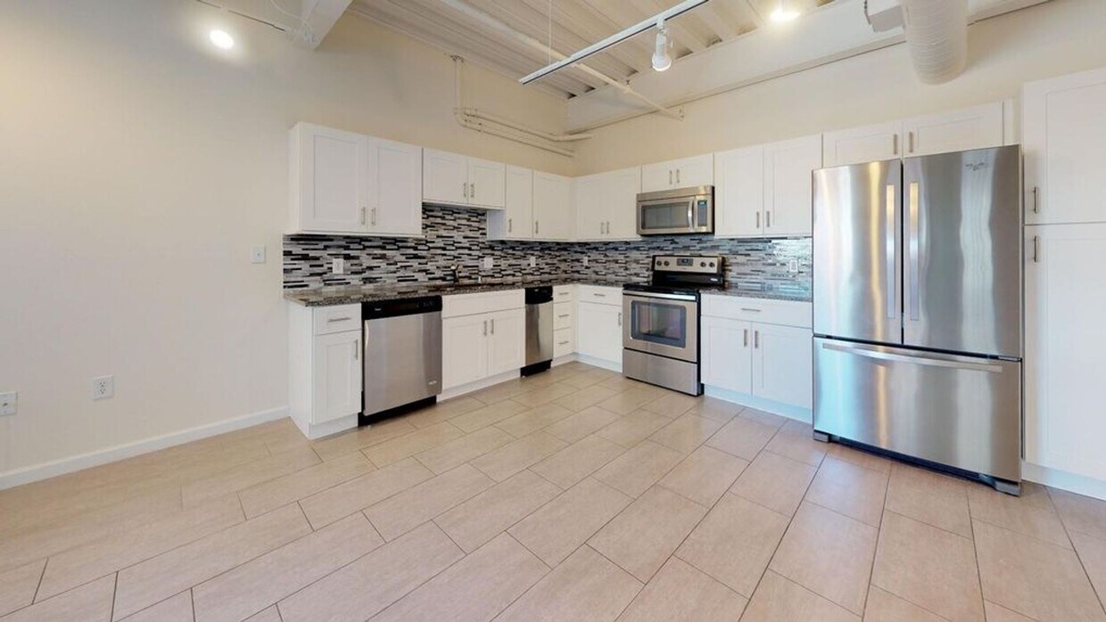 Foto principal - Downtown Condo Views 1/bd 1/ba