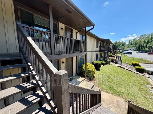 Foto del edificio - 20 Dawnwood Cir