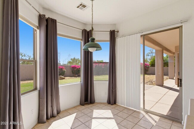 Foto del edificio - 9331 E Mark Ln