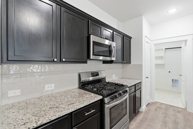 Foto del edificio - 2621 Moser Ln