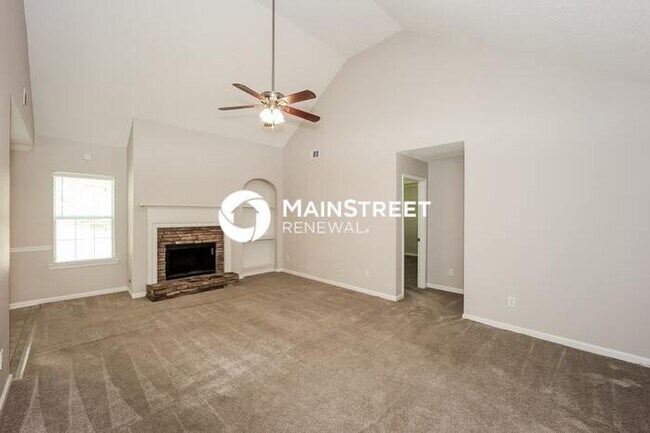 Foto del edificio - 3 Bedroom Pet-Friendly Home in Jonesboro, GA with Main Street Renewal