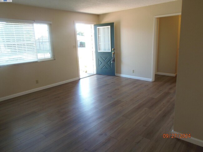 Building Photo - 8804 Edenberry St