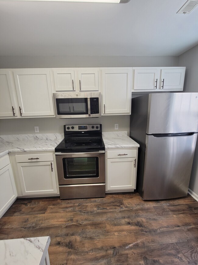 Foto del edificio - 5140 Greenville Loop Rd
