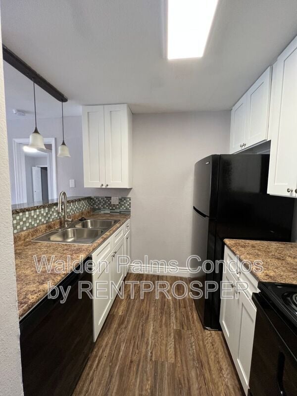 Building Photo - 4720 Walden Cir