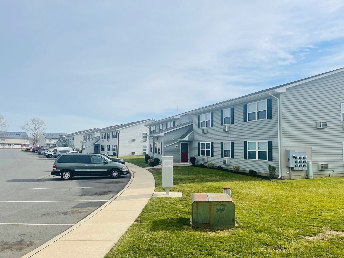 Foto del edificio - Millstream & Maplewood Apartments