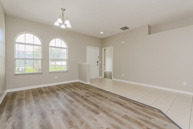 Building Photo - 15321 Sandy Hook Ln