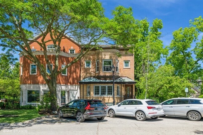 Building Photo - Park Avenue