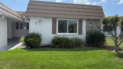 Building Photo - 5451 Riverbluff Cir