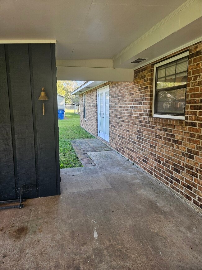 Foto del edificio - 1128 S Shireview Cir