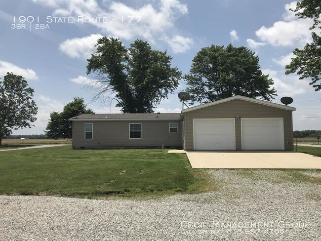 Building Photo - 3 bedroom in New Baden IL 62265
