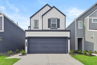 Building Photo - 3018 La Latina Dr