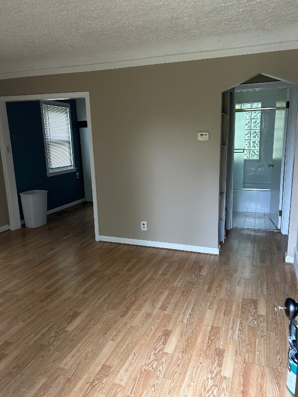 Foto del edificio - 22575 Albion Ave