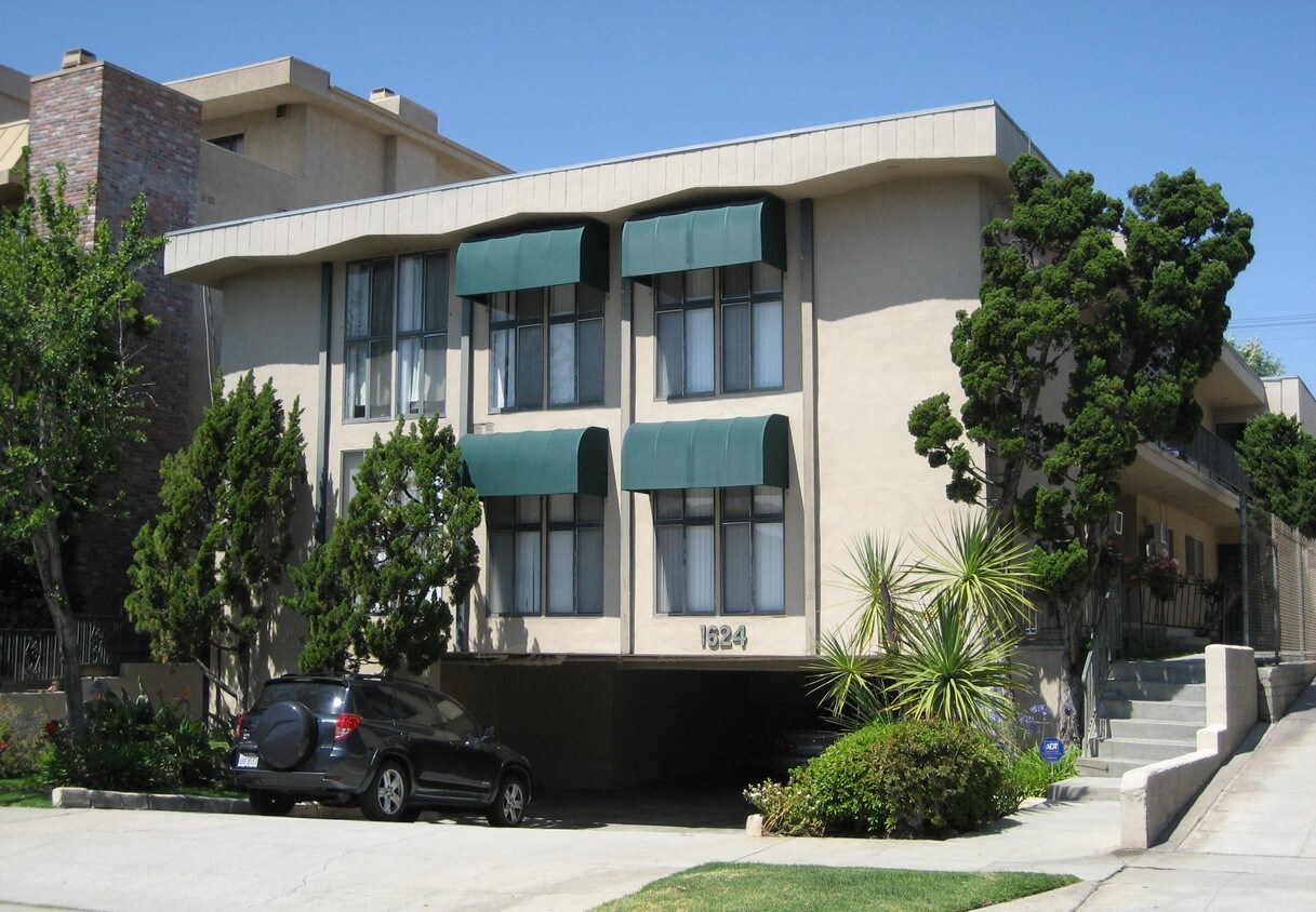 Primary Photo - 1624 Veteran Ave