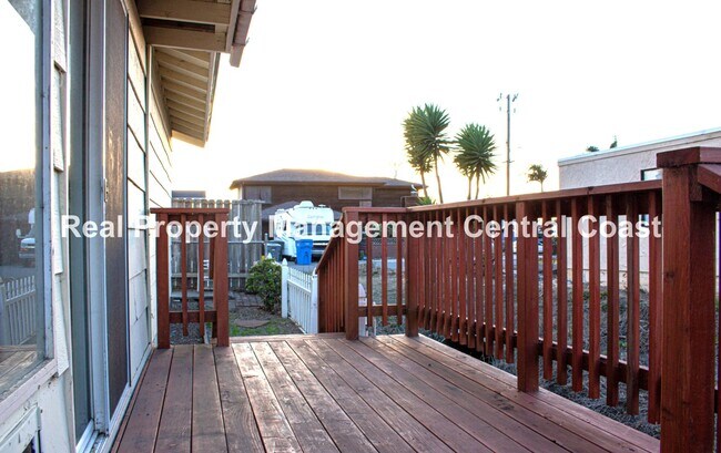 Foto del edificio - AVAILABLE MARCH -  Terrific 2 Bed/2 Bath M...