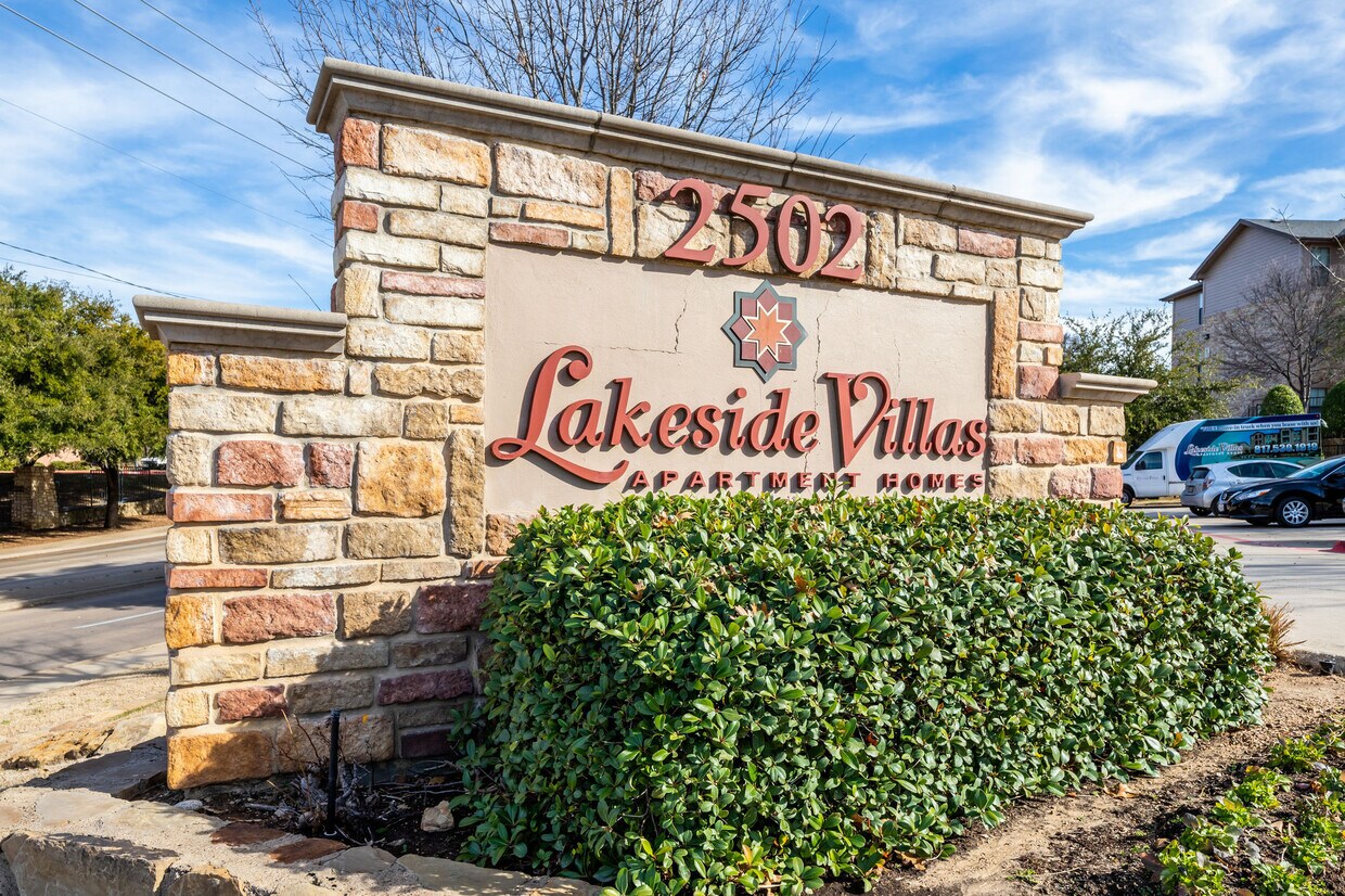 Lakeside Villas Apartments Arlington Tx